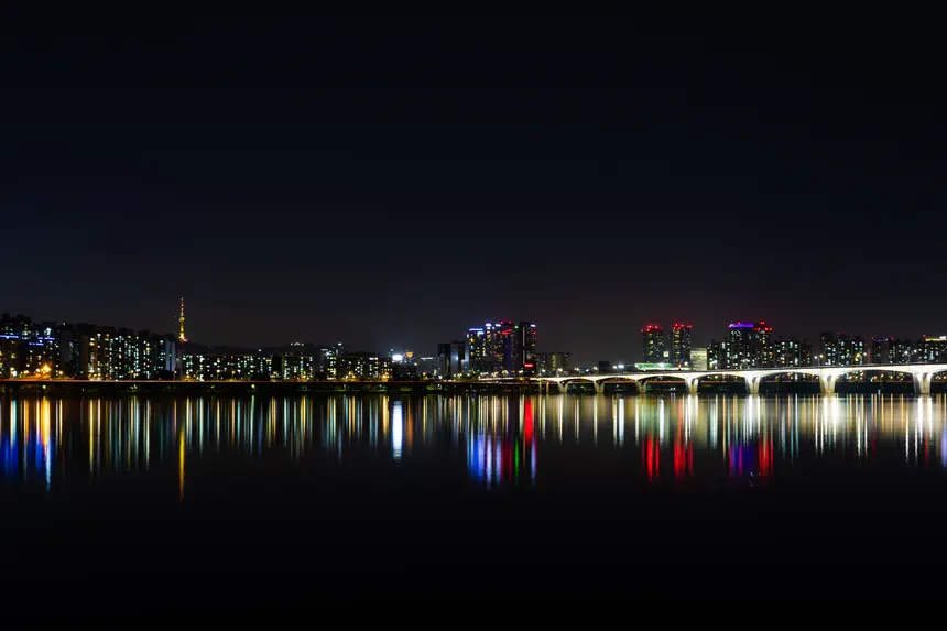 South Korea Teaching Jobs for Non-Native Speakers: Opportunities and Challenges
