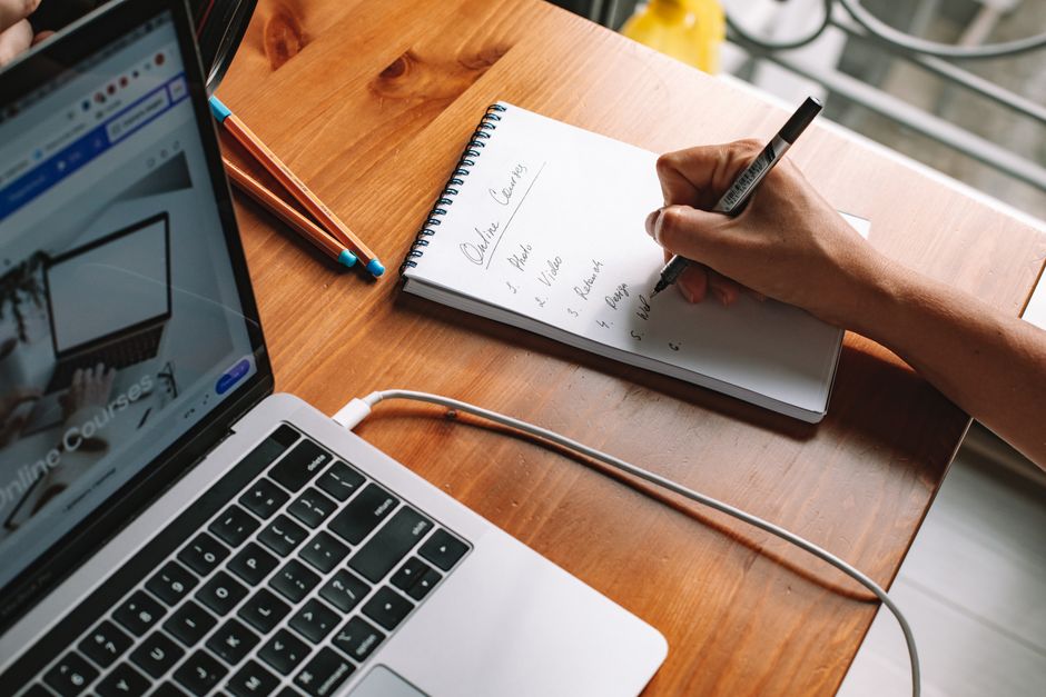 Online TEFL Platforms Compared